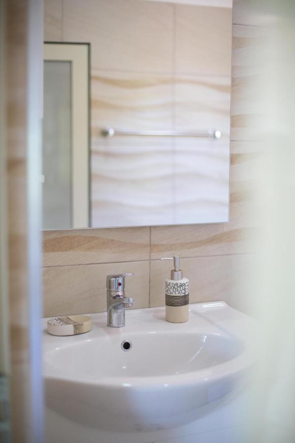 The Mosaic House - Shtepia Me Mozaik Hotel Permet Ngoại thất bức ảnh