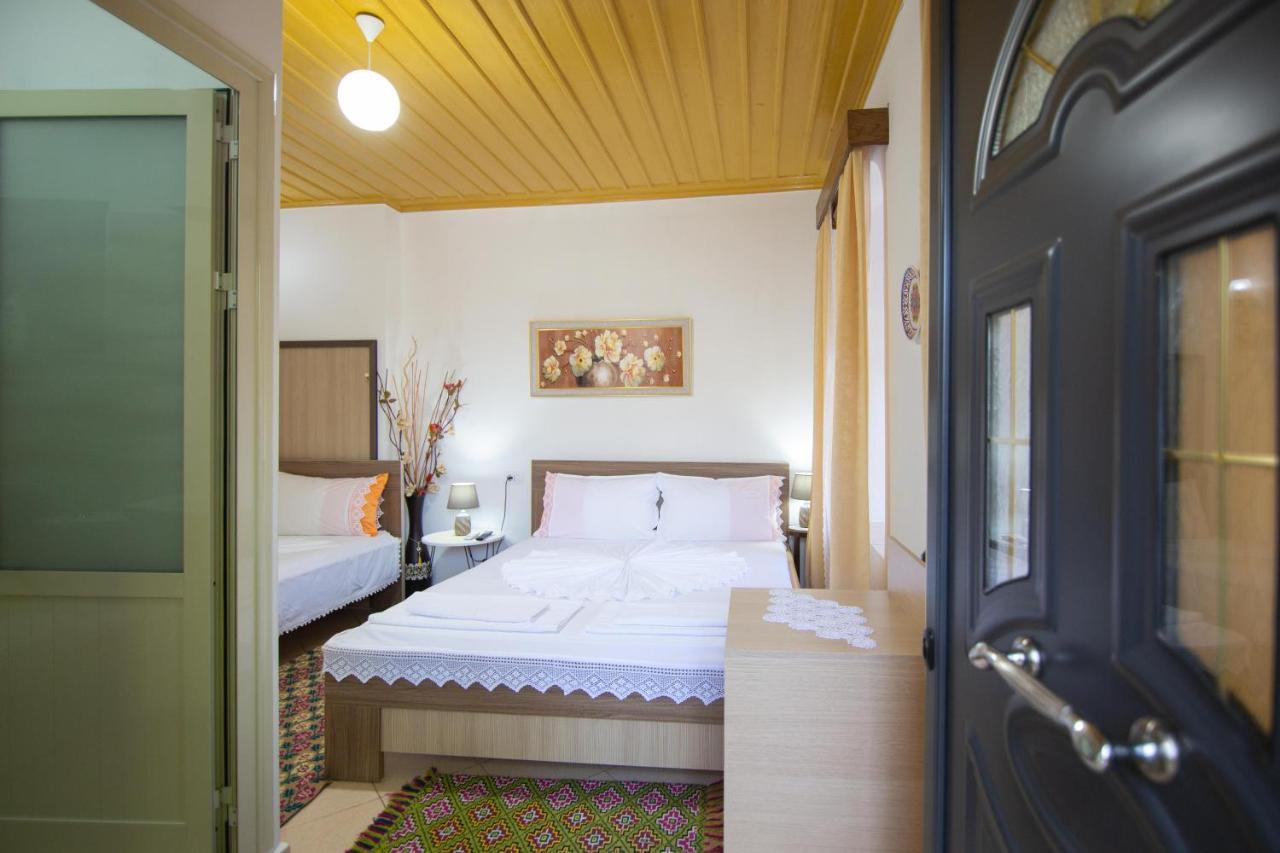 The Mosaic House - Shtepia Me Mozaik Hotel Permet Ngoại thất bức ảnh
