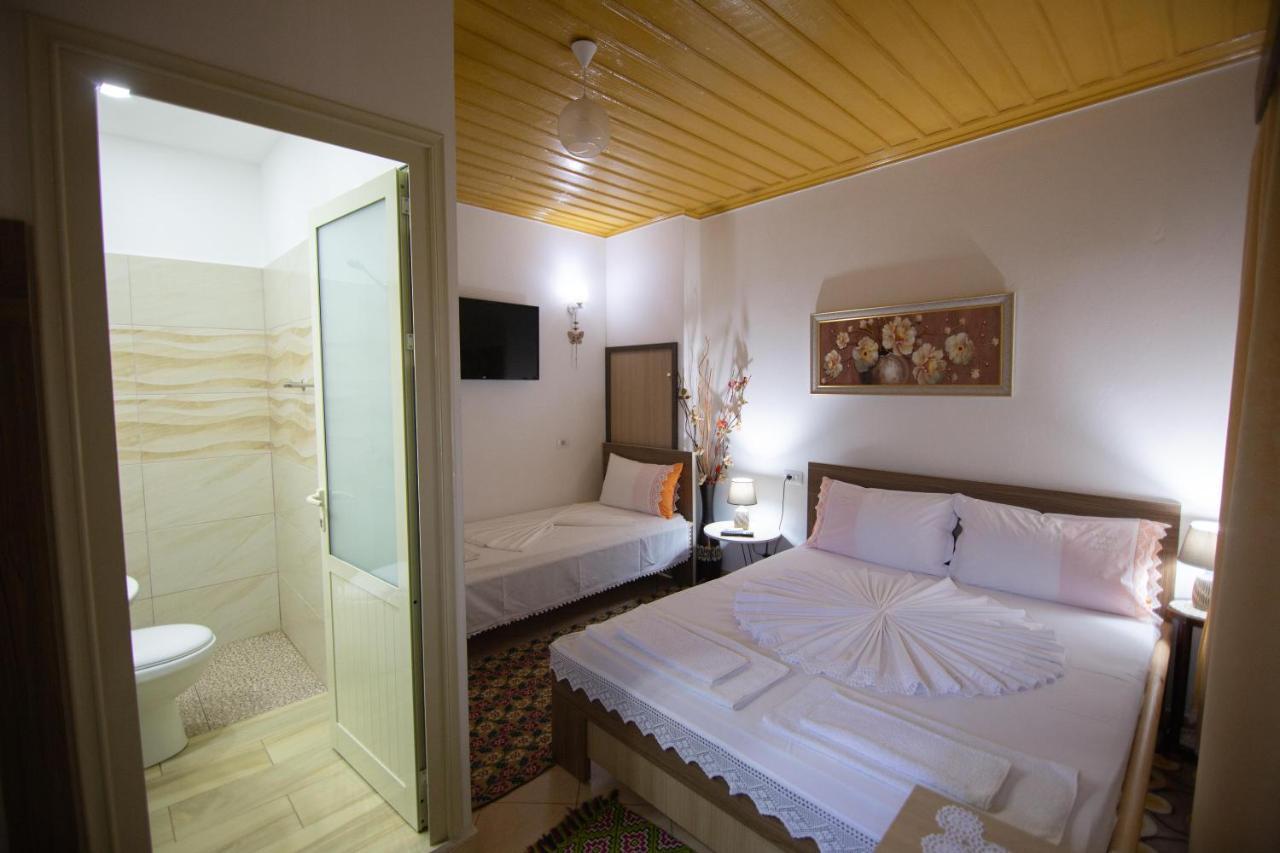 The Mosaic House - Shtepia Me Mozaik Hotel Permet Ngoại thất bức ảnh